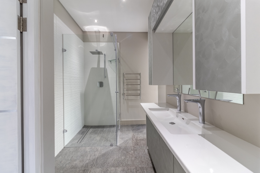 4 Bedroom Property for Sale in Pearl Valley at Val de Vie Western Cape